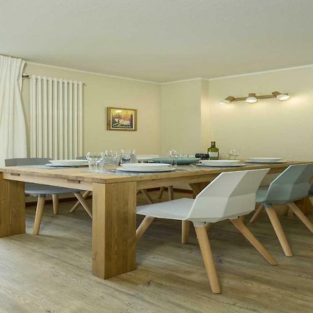 Apartment Ensa - Alpes Travel - Central Chamonix - Sleeps 4 Экстерьер фото