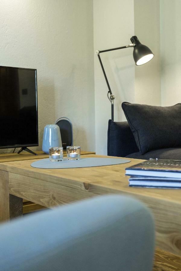 Apartment Ensa - Alpes Travel - Central Chamonix - Sleeps 4 Экстерьер фото