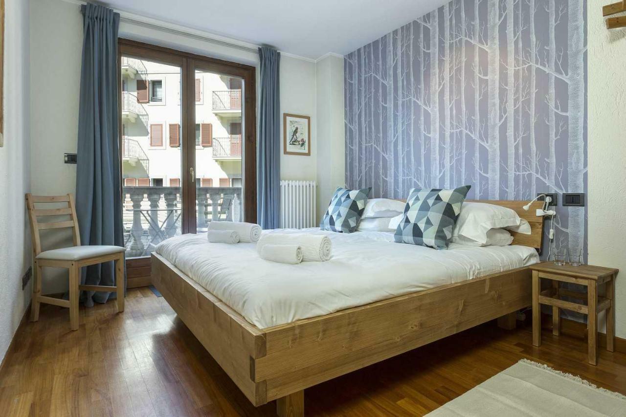 Apartment Ensa - Alpes Travel - Central Chamonix - Sleeps 4 Экстерьер фото